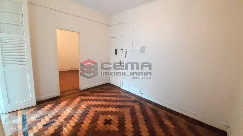 Conheça Sala do imóvel - Apartamento para alugar Rua Benjamim Constant,Glória, Zona Sul RJ - R$ 1.500 - LAAP13072 - 1 Sala - Apartamento para alugar Rua Benjamim Constant,Glória, Zona Sul RJ - R$ 1.500 - LAAP13072 - 1