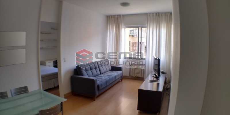 Conheça Sala do imóvel - Flat 1 quarto para alugar Botafogo, Zona Sul RJ - R$ 2.500 - LAFL10084 - 5 Sala - Flat 1 quarto para alugar Botafogo, Zona Sul RJ - R$ 2.500 - LAFL10084 - 5