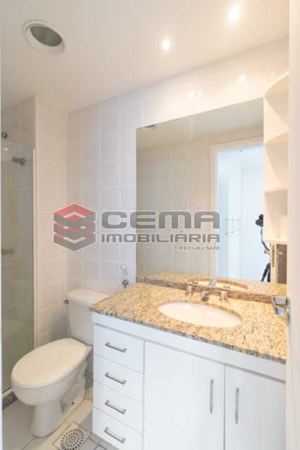 Conheça Banheiro Suíte do imóvel - Flat em Boatafogo-RJ - LAFL20035 - 19 Banheiro Suíte - Flat em Boatafogo-RJ - LAFL20035 - 19