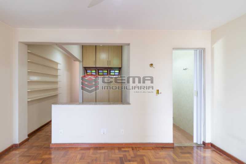 Conheça -10 do imóvel - Quarto e Sala com Dependência no Catete - LAAP13114 - 22 -10 - Quarto e Sala com Dependência no Catete - LAAP13114 - 22