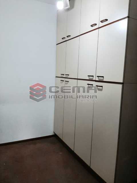 Conheça Dependência de serviço do imóvel - Apartamento 2 quartos para alugar Laranjeiras, Zona Sul RJ - R$ 2.900 - LAAP25576 - 16 Dependência de serviço - Apartamento 2 quartos para alugar Laranjeiras, Zona Sul RJ - R$ 2.900 - LAAP25576 - 16