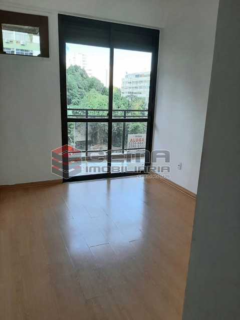 Conheça Quarto do imóvel - Apartamento 2 quartos para alugar Laranjeiras, Zona Sul RJ - R$ 2.900 - LAAP25576 - 8 Quarto - Apartamento 2 quartos para alugar Laranjeiras, Zona Sul RJ - R$ 2.900 - LAAP25576 - 8