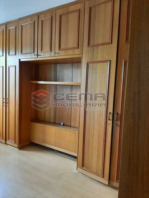 Conheça Suíte do imóvel - Apartamento 2 quartos para alugar Laranjeiras, Zona Sul RJ - R$ 2.900 - LAAP25576 - 6 Suíte - Apartamento 2 quartos para alugar Laranjeiras, Zona Sul RJ - R$ 2.900 - LAAP25576 - 6
