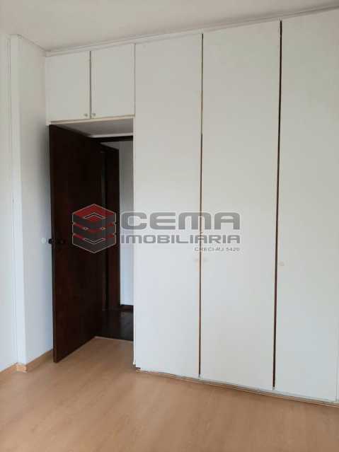 Conheça Quarto do imóvel - Apartamento 2 quartos para alugar Laranjeiras, Zona Sul RJ - R$ 2.900 - LAAP25576 - 9 Quarto - Apartamento 2 quartos para alugar Laranjeiras, Zona Sul RJ - R$ 2.900 - LAAP25576 - 9