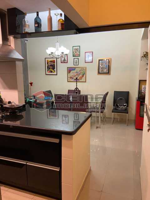 Conheça Cozinha do imóvel - Apartamento 2 quartos para alugar Glória, Zona Sul RJ - R$ 2.500 - LAAP25601 - 6 Cozinha - Apartamento 2 quartos para alugar Glória, Zona Sul RJ - R$ 2.500 - LAAP25601 - 6