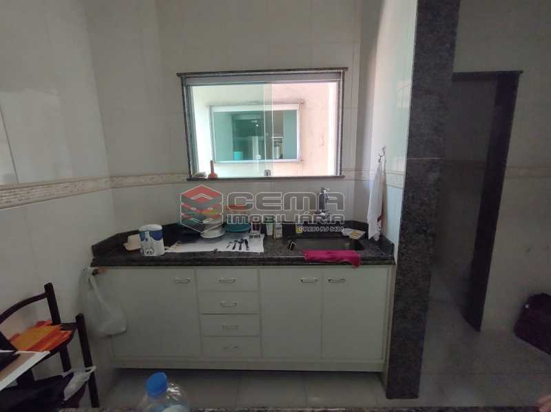Conheça 9 do imóvel - Kitnet/Conjugado 33m² à venda Catete, Zona Sul RJ - R$ 320.000 - LAKI10453 - 10 9 - Kitnet/Conjugado 33m² à venda Catete, Zona Sul RJ - R$ 320.000 - LAKI10453 - 10