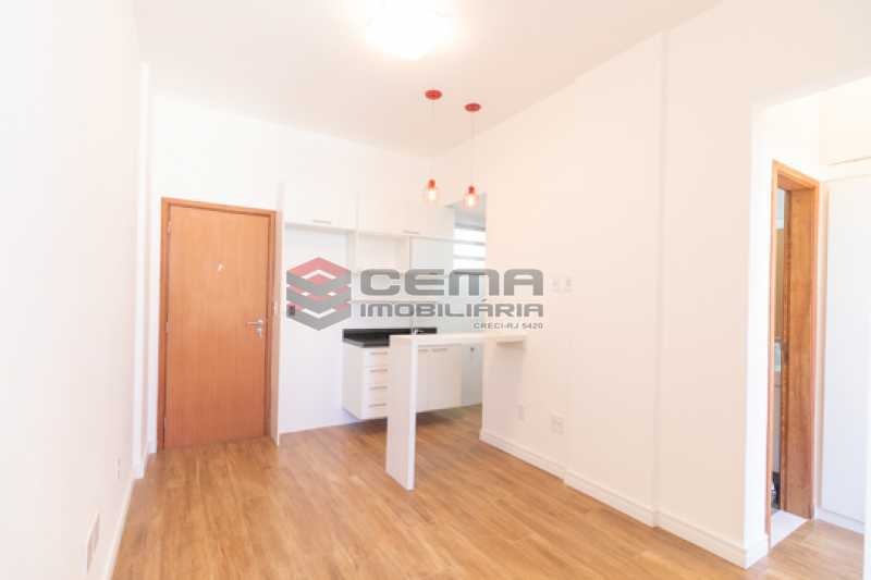 Conheça -sala do imóvel - Excelente Apartamento Quarto e sala reformadíssimo no Flamengo - LAAP13125 - 4 -sala - Excelente Apartamento Quarto e sala reformadíssimo no Flamengo - LAAP13125 - 4
