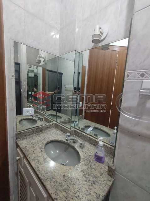 Conheça banheiro social do imóvel - Excelente Apartamento 2 quartos no Catete - LAAP25614 - 14 banheiro social - Excelente Apartamento 2 quartos no Catete - LAAP25614 - 14