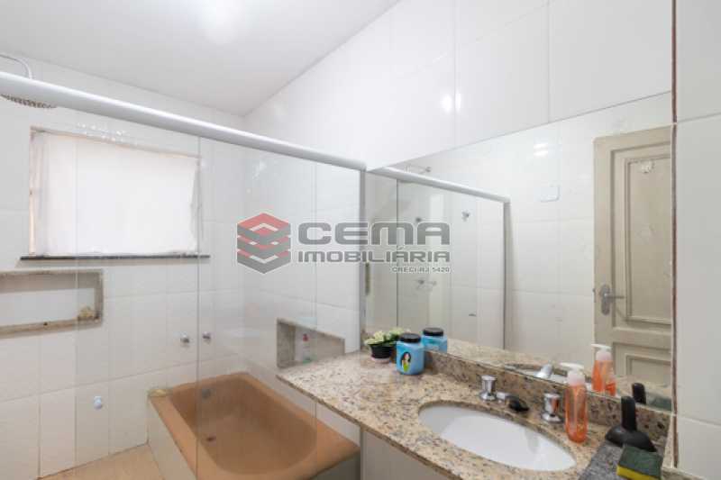 Conheça Banheiro social do imóvel - Apartamento 3 quartos para alugar Laranjeiras, Zona Sul RJ - R$ 3.200 - LAAP34776 - 14 Banheiro social - Apartamento 3 quartos para alugar Laranjeiras, Zona Sul RJ - R$ 3.200 - LAAP34776 - 14