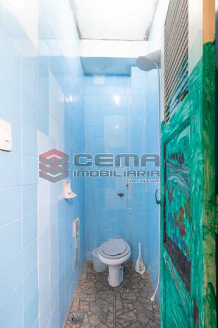 Conheça Banheiro de serviço do imóvel - Apartamento 3 quartos para alugar Laranjeiras, Zona Sul RJ - R$ 3.200 - LAAP34776 - 21 Banheiro de serviço - Apartamento 3 quartos para alugar Laranjeiras, Zona Sul RJ - R$ 3.200 - LAAP34776 - 21