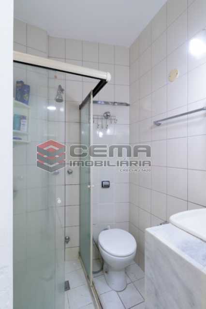 Conheça banheiro social do imóvel - Excelente Apartamento 1 quarto e sala com dependência no Flamengo - LAAP13168 - 19 banheiro social - Excelente Apartamento 1 quarto e sala com dependência no Flamengo - LAAP13168 - 19