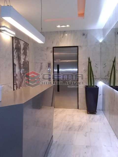 Conheça Entrada social do imóvel - Kitnet/Conjugado 21m² à venda Flamengo, Zona Sul RJ - R$ 335.000 - LAKI01443 - 4 Entrada social - Kitnet/Conjugado 21m² à venda Flamengo, Zona Sul RJ - R$ 335.000 - LAKI01443 - 4