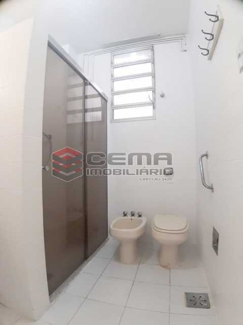 Conheça banheiro serviço do imóvel - dois quartos 137m2 - LAAP25738 - 28 banheiro serviço - dois quartos 137m2 - LAAP25738 - 28