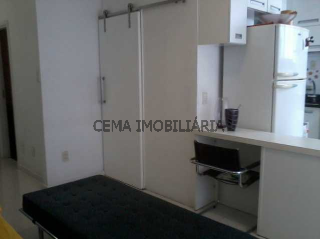 Conheça sala com a cozinha do imóvel - Apartamento à venda Rua Barão do Flamengo,Flamengo, Zona Sul RJ - R$ 570.000 - LAAP10084 - 12 sala com a cozinha - Apartamento à venda Rua Barão do Flamengo,Flamengo, Zona Sul RJ - R$ 570.000 - LAAP10084 - 12