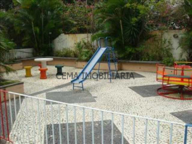 Conheça play do imóvel - Apartamento À Venda - Botafogo - Rio de Janeiro - RJ - LAAP30132 - 19 play - Apartamento À Venda - Botafogo - Rio de Janeiro - RJ - LAAP30132 - 19