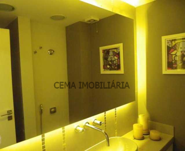 Conheça Banheiro Suíte do imóvel - Apartamento À Venda - Copacabana - Rio de Janeiro - RJ - LAAP30239 - 15 Banheiro Suíte - Apartamento À Venda - Copacabana - Rio de Janeiro - RJ - LAAP30239 - 15