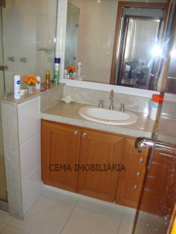 Conheça Banheiro Social do imóvel - Apartamento À Venda - Tijuca - Rio de Janeiro - RJ - LAAP30242 - 26 Banheiro Social - Apartamento À Venda - Tijuca - Rio de Janeiro - RJ - LAAP30242 - 26