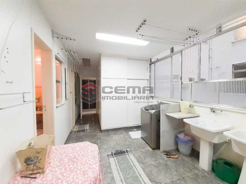 Conheça 22 do imóvel - LAAP40050 Vista deslumbrante para o mar e Pão de Açúcar. VENDA APARTAMENTO 4 QUARTOS AV RUI BARBOSA - LAAP40050 - 31 22 - LAAP40050 Vista deslumbrante para o mar e Pão de Açúcar. VENDA APARTAMENTO 4 QUARTOS AV RUI BARBOSA - LAAP40050 - 31