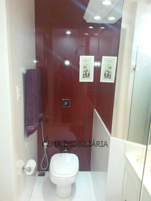Conheça banheiro do imóvel - Apartamento 3 Quartos À Venda Laranjeiras, Zona Sul RJ - R$ 1.050.000 - LAAP30332 - 18 banheiro - Apartamento 3 Quartos À Venda Laranjeiras, Zona Sul RJ - R$ 1.050.000 - LAAP30332 - 18