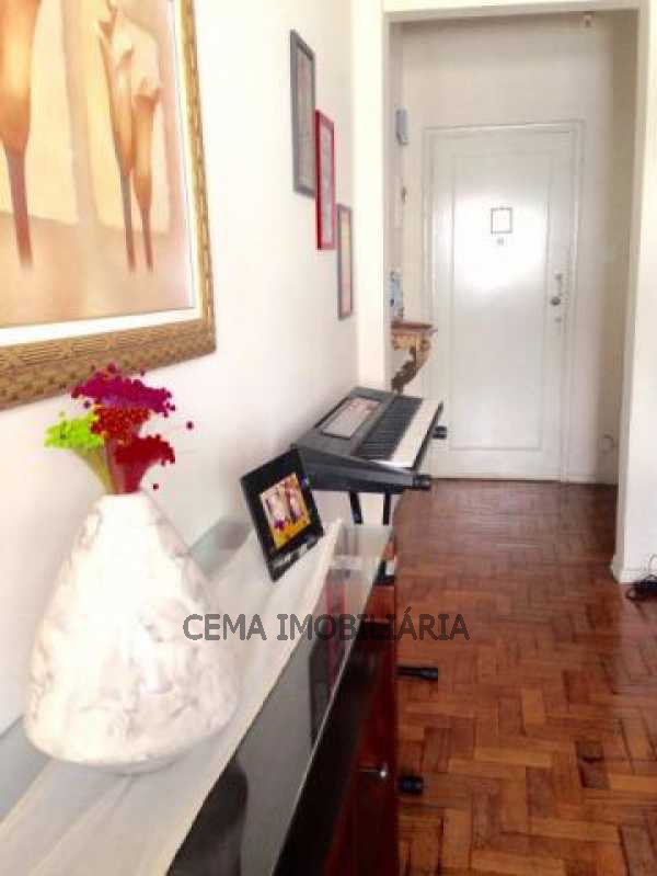 Conheça Hall de entrada do imóvel - LAAP10306 VENDO APARTAMENTO QUARTO E SALA COPACABANA RJ Posto 3 - Quarto e Sala - Pronto para morar - LAAP10306 - 7 Hall de entrada - LAAP10306 VENDO APARTAMENTO QUARTO E SALA COPACABANA RJ Posto 3 - Quarto e Sala - Pronto para morar - LAAP10306 - 7