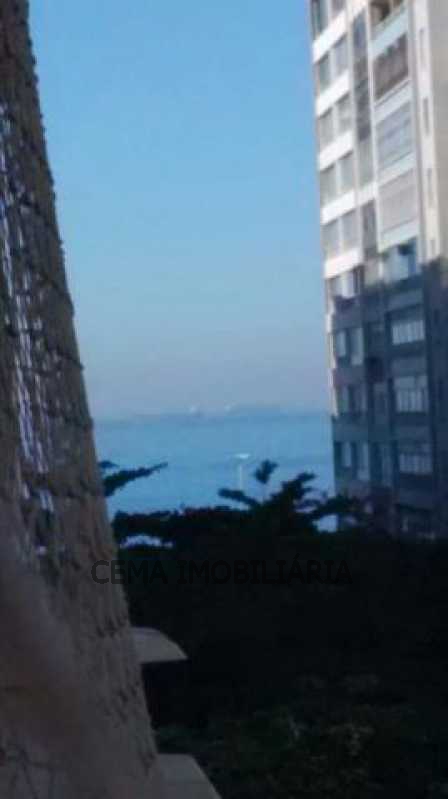 Conheça Vista Lateral mar do imóvel - LAAP10306 VENDO APARTAMENTO QUARTO E SALA COPACABANA RJ Posto 3 - Quarto e Sala - Pronto para morar - LAAP10306 - 8 Vista Lateral mar - LAAP10306 VENDO APARTAMENTO QUARTO E SALA COPACABANA RJ Posto 3 - Quarto e Sala - Pronto para morar - LAAP10306 - 8