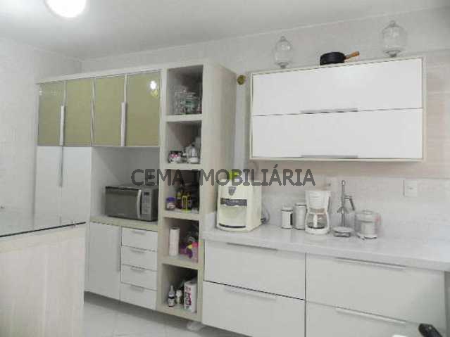 Conheça 2 COZINHA do imóvel - Casa À Venda - Laranjeiras - Rio de Janeiro - RJ - LACA40025 - 12 2 COZINHA - Casa À Venda - Laranjeiras - Rio de Janeiro - RJ - LACA40025 - 12