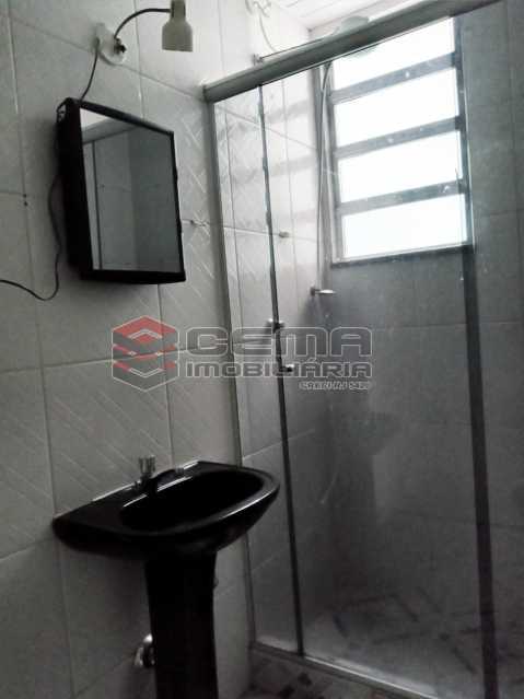 Conheça Banheiro do imóvel - Apartamento 1 quarto para alugar Flamengo, Zona Sul RJ - R$ 1.800 - LAAP10532 - 13 Banheiro - Apartamento 1 quarto para alugar Flamengo, Zona Sul RJ - R$ 1.800 - LAAP10532 - 13
