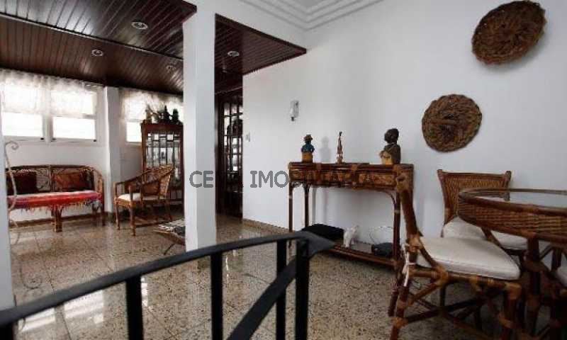 Conheça 2º piso do imóvel - Cobertura à venda Rua Dona Mariana,Botafogo, Zona Sul RJ - R$ 1.639.000 - LACO30064 - 5 2º piso - Cobertura à venda Rua Dona Mariana,Botafogo, Zona Sul RJ - R$ 1.639.000 - LACO30064 - 5