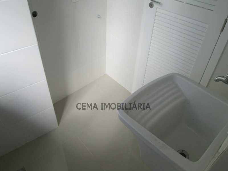 Conheça Área Serviço do imóvel - Apartamento 1 quarto para alugar Catete, Zona Sul RJ - R$ 2.350 - LAAP10588 - 14 Área Serviço - Apartamento 1 quarto para alugar Catete, Zona Sul RJ - R$ 2.350 - LAAP10588 - 14