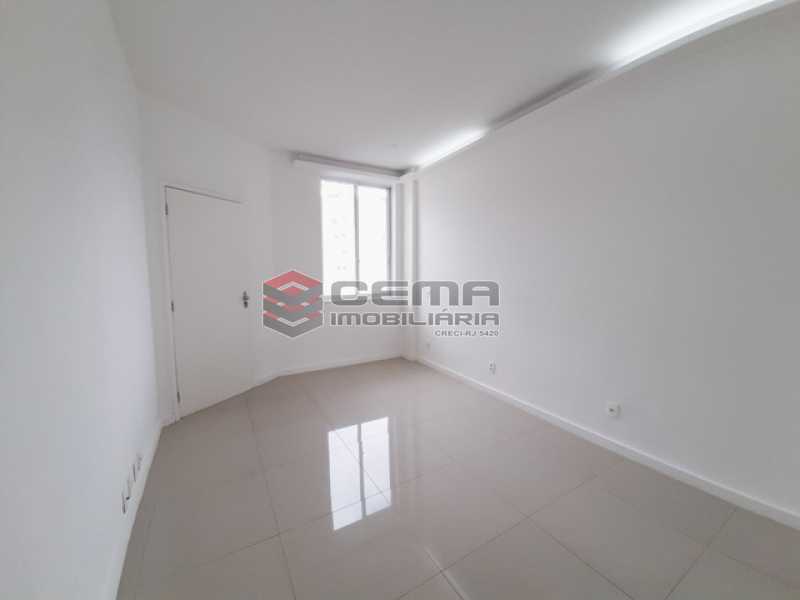 Conheça Quarto suíte do imóvel - Apartamento 1 quarto para alugar Catete, Zona Sul RJ - R$ 2.350 - LAAP10588 - 8 Quarto suíte - Apartamento 1 quarto para alugar Catete, Zona Sul RJ - R$ 2.350 - LAAP10588 - 8