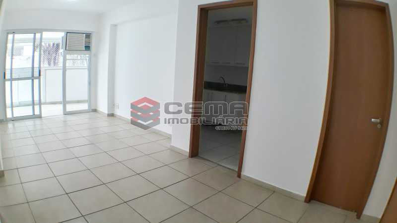 Conheça Sala do imóvel - Apartamento 2 quartos para alugar Botafogo, Zona Sul RJ - R$ 4.750 - LAAP21083 - 21 Sala - Apartamento 2 quartos para alugar Botafogo, Zona Sul RJ - R$ 4.750 - LAAP21083 - 21