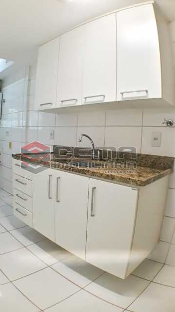 Conheça Cozinha do imóvel - Apartamento 2 quartos para alugar Botafogo, Zona Sul RJ - R$ 4.750 - LAAP21083 - 14 Cozinha - Apartamento 2 quartos para alugar Botafogo, Zona Sul RJ - R$ 4.750 - LAAP21083 - 14