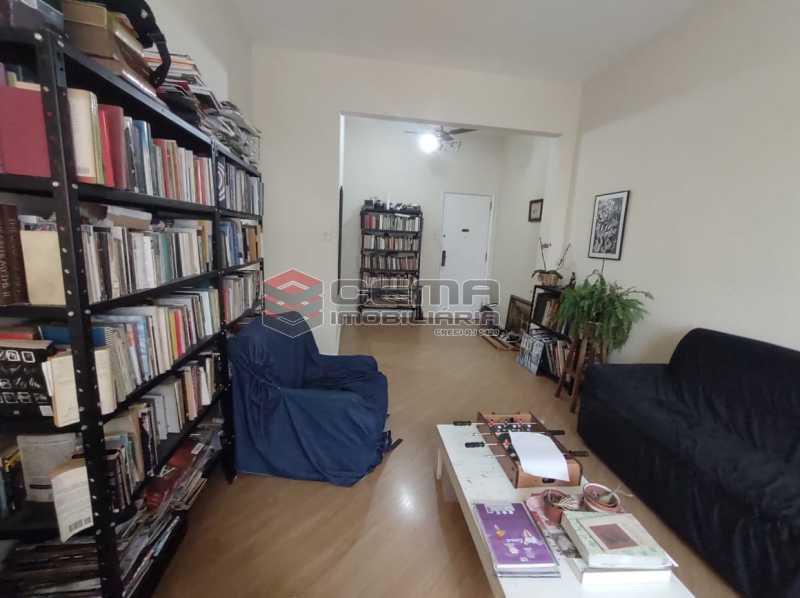 Conheça SALA do imóvel - Apartamento 3 quartos (com suite), Humaitá, Localização privilegiada, a 2 minutos da Lagoa, Jardim Botânico e Parque Laje. - LA33414 - 5 SALA - Apartamento 3 quartos (com suite), Humaitá, Localização privilegiada, a 2 minutos da Lagoa, Jardim Botânico e Parque Laje. - LA33414 - 5