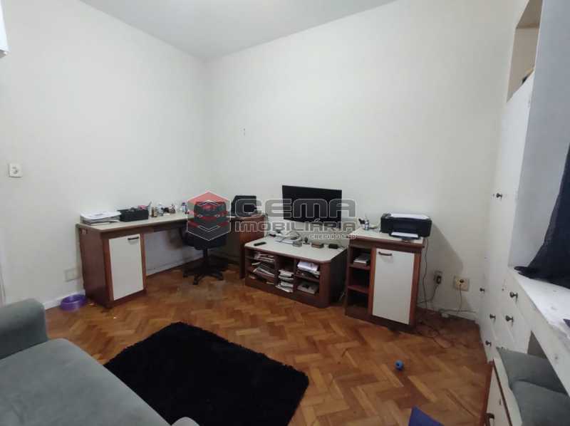 Conheça QUARTO2 do imóvel - Apartamento 3 quartos (com suite), Humaitá, Localização privilegiada, a 2 minutos da Lagoa, Jardim Botânico e Parque Laje. - LA33414 - 10 QUARTO2 - Apartamento 3 quartos (com suite), Humaitá, Localização privilegiada, a 2 minutos da Lagoa, Jardim Botânico e Parque Laje. - LA33414 - 10