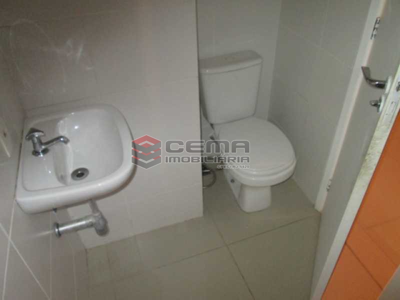 Conheça Banheiro do imóvel - Loja Para Alugar - Catete - Rio de Janeiro - RJ - LALJ00022 - 15 Banheiro - Loja Para Alugar - Catete - Rio de Janeiro - RJ - LALJ00022 - 15