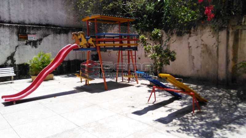 Conheça 10 parquinho do imóvel - Apartamento à venda Rua das Laranjeiras,Laranjeiras, Zona Sul RJ - R$ 690.000 - LAAP21285 - 6 10 parquinho - Apartamento à venda Rua das Laranjeiras,Laranjeiras, Zona Sul RJ - R$ 690.000 - LAAP21285 - 6