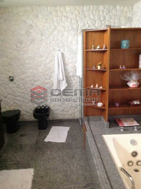 Conheça Banheiro Suíte com Hidro do imóvel - Casa Para Alugar - Grajaú - Rio de Janeiro - RJ - LACA50012 - 13 Banheiro Suíte com Hidro - Casa Para Alugar - Grajaú - Rio de Janeiro - RJ - LACA50012 - 13