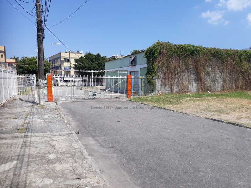 Conheça Rua Fechada do imóvel - Apartamento 2 Qts. Varanda. 1 Vaga. Desocupado - ABAP20338 - 19 Rua Fechada - Apartamento 2 Qts. Varanda. 1 Vaga. Desocupado - ABAP20338 - 19