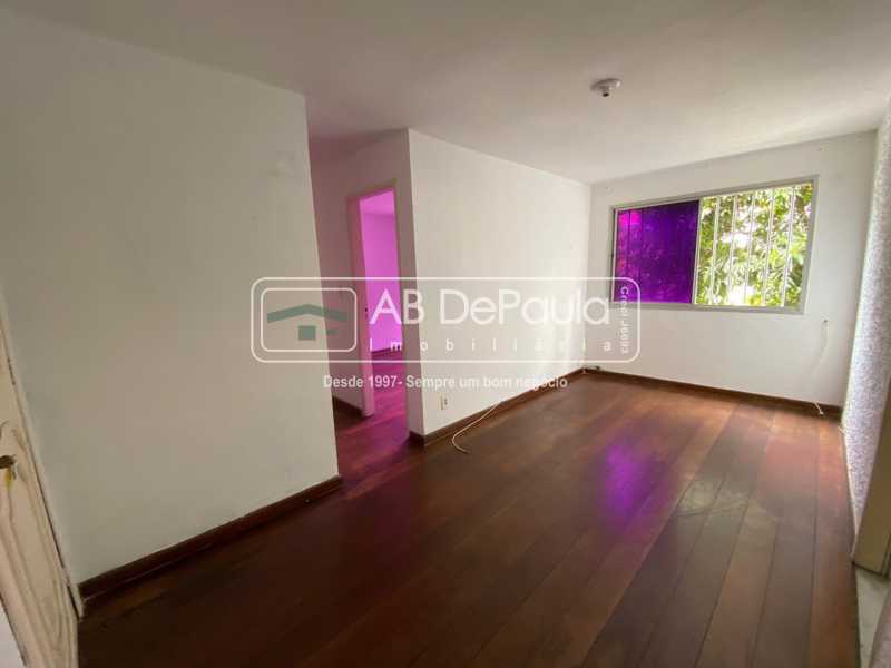 Conheça SALA do imóvel - ALUGA APARTAMENTO NO TERCEIRO ANDAR EM SULACAP - SULACAP 2 - ABAP20376 - 1 SALA - ALUGA APARTAMENTO NO TERCEIRO ANDAR EM SULACAP - SULACAP 2 - ABAP20376 - 1
