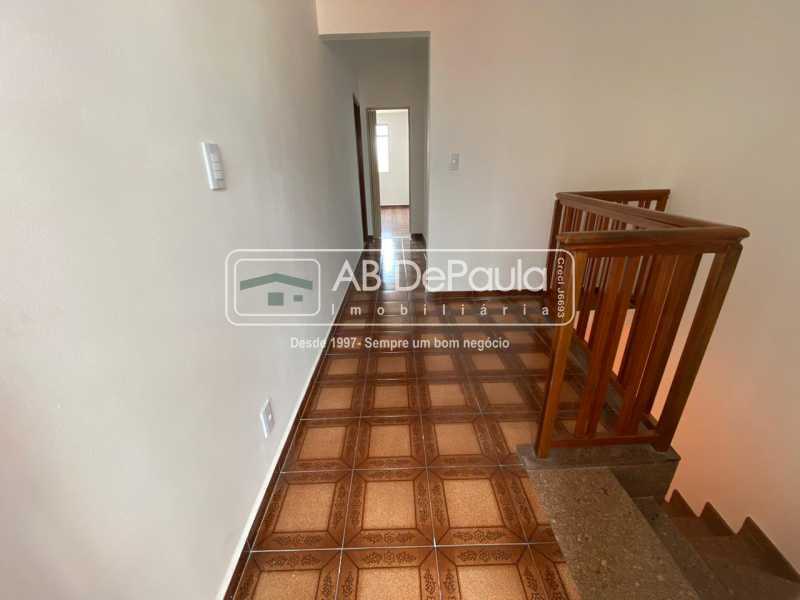 Conheça CORREDOR 2º ANDAR do imóvel - Realengo - Excelente casa 3 Dormitórios (1 Suíte), amplo quinta. - ABCA30108 - 15 CORREDOR 2º ANDAR - Realengo - Excelente casa 3 Dormitórios (1 Suíte), amplo quinta. - ABCA30108 - 15