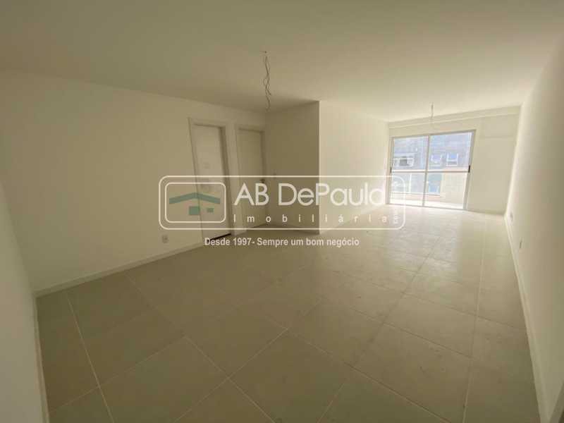 Conheça SALA do imóvel - FREGUESIA - APARTAMENTO 126 m², 3 QUARTOS + DEPENDÊNCIA Empregada Completa - ABAP30105 - 1 SALA - FREGUESIA - APARTAMENTO 126 m², 3 QUARTOS + DEPENDÊNCIA Empregada Completa - ABAP30105 - 1