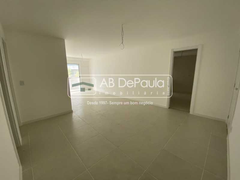 Conheça SALA do imóvel - FREGUESIA - APARTAMENTO 126 m², 3 QUARTOS + DEPENDÊNCIA Empregada Completa - ABAP30105 - 3 SALA - FREGUESIA - APARTAMENTO 126 m², 3 QUARTOS + DEPENDÊNCIA Empregada Completa - ABAP30105 - 3