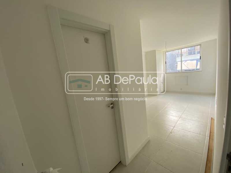 Conheça QUARTO 3 SUÍTE do imóvel - FREGUESIA - APARTAMENTO 126 m², 3 QUARTOS + DEPENDÊNCIA Empregada Completa - ABAP30105 - 10 QUARTO 3 SUÍTE - FREGUESIA - APARTAMENTO 126 m², 3 QUARTOS + DEPENDÊNCIA Empregada Completa - ABAP30105 - 10