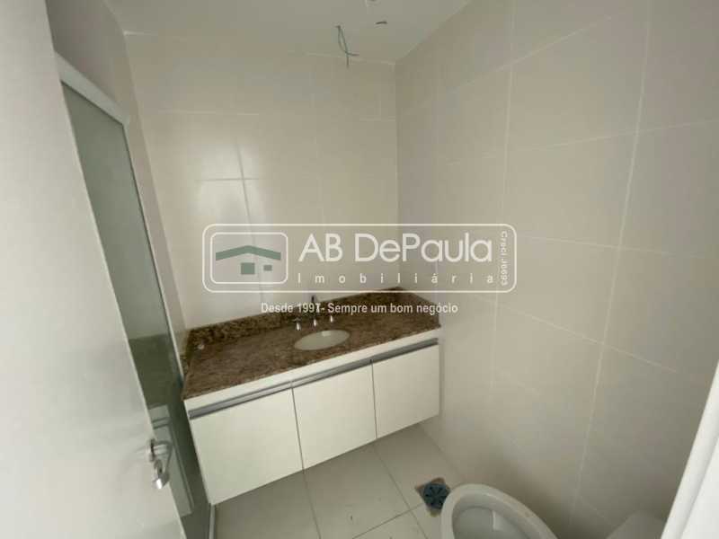 Conheça BANHEIRO SUÍTE do imóvel - FREGUESIA - APARTAMENTO 126 m², 3 QUARTOS + DEPENDÊNCIA Empregada Completa - ABAP30105 - 12 BANHEIRO SUÍTE - FREGUESIA - APARTAMENTO 126 m², 3 QUARTOS + DEPENDÊNCIA Empregada Completa - ABAP30105 - 12