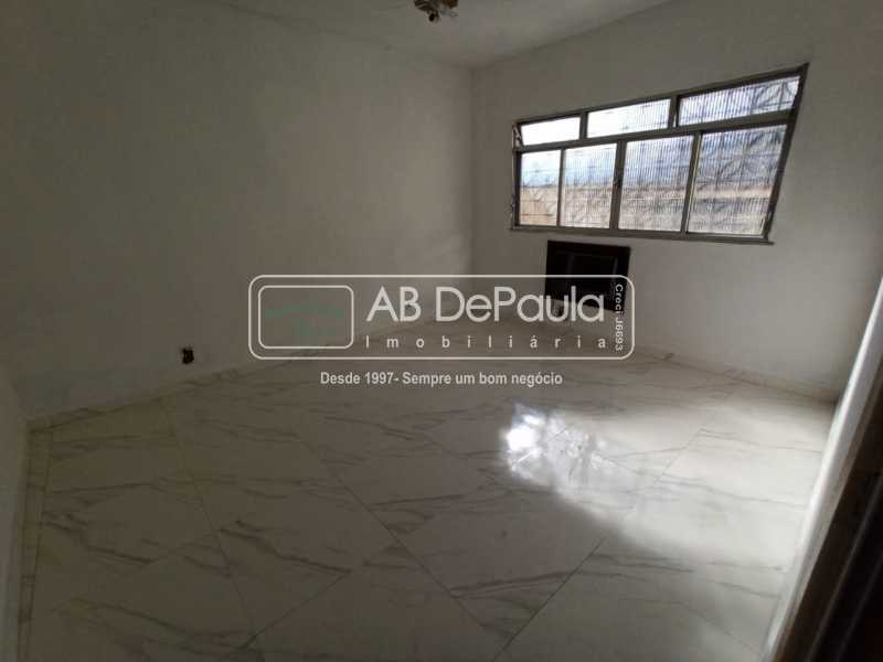 Conheça QUARTO SUÍTE 01 do imóvel - REALENGO - Excelente CASA LINEAR com amplo terreno. Composta por: ampla sala, 03 dormitórios - ABCA30140 - 9 QUARTO SUÍTE 01 - REALENGO - Excelente CASA LINEAR com amplo terreno. Composta por: ampla sala, 03 dormitórios - ABCA30140 - 9
