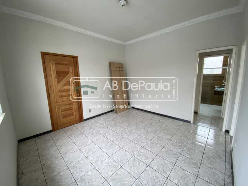 Conheça SALA do imóvel - VILA VALQUEIRE - APARTAMENTO 2 DORMITÓRIOS PARA VENDA ou ALUGUEL - ABAP20585 - 4 SALA - VILA VALQUEIRE - APARTAMENTO 2 DORMITÓRIOS PARA VENDA ou ALUGUEL - ABAP20585 - 4
