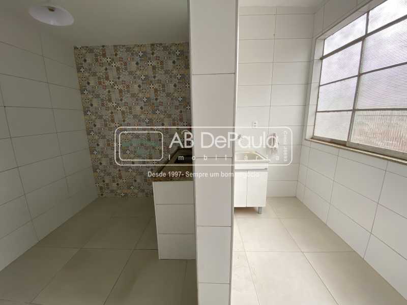 Conheça COZINHA E ÁREA DE SERVIÇO do imóvel - VILA VALQUEIRE - APARTAMENTO 2 DORMITÓRIOS PARA VENDA ou ALUGUEL - ABAP20585 - 15 COZINHA E ÁREA DE SERVIÇO - VILA VALQUEIRE - APARTAMENTO 2 DORMITÓRIOS PARA VENDA ou ALUGUEL - ABAP20585 - 15