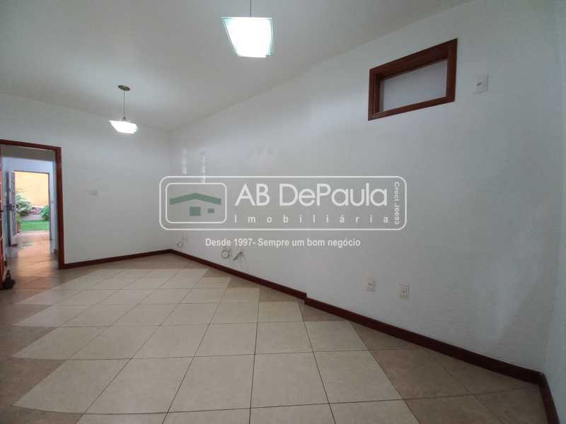 . - VENDE EM REALENGO - Excelente Residência Linear, junto a Rua Piraquara. Aceitando Financiamento CAIXA - ABCA20129 - 7