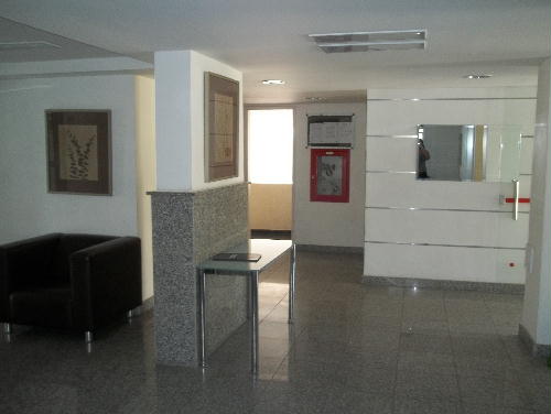 Conheça HALL DE ENTRADA CONDOMINI do imóvel - VILA VALQUEIRE CONDOMINIO SPLENDORE. Excelente apartamento de 1ª Locação no 4ª andar composto de sala, com varanda vista livre - SA30078 - 28 HALL DE ENTRADA CONDOMINI - VILA VALQUEIRE CONDOMINIO SPLENDORE. Excelente apartamento de 1ª Locação no 4ª andar composto de sala, com varanda vista livre - SA30078 - 28
