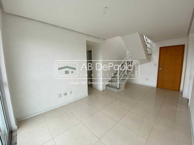 Conheça SALA do imóvel - VILA VALQUEIRE - Linda Cobertura Duplex. Composta de 3 Quartos, sendo 2 suítes - ABCO30001 - 6 SALA - VILA VALQUEIRE - Linda Cobertura Duplex. Composta de 3 Quartos, sendo 2 suítes - ABCO30001 - 6